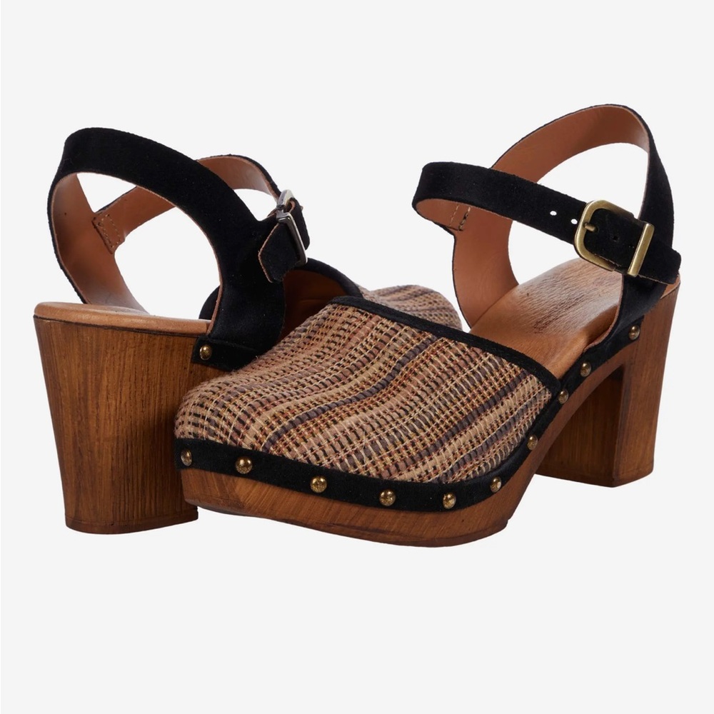 Eric Michael Roxy Heels 🤎